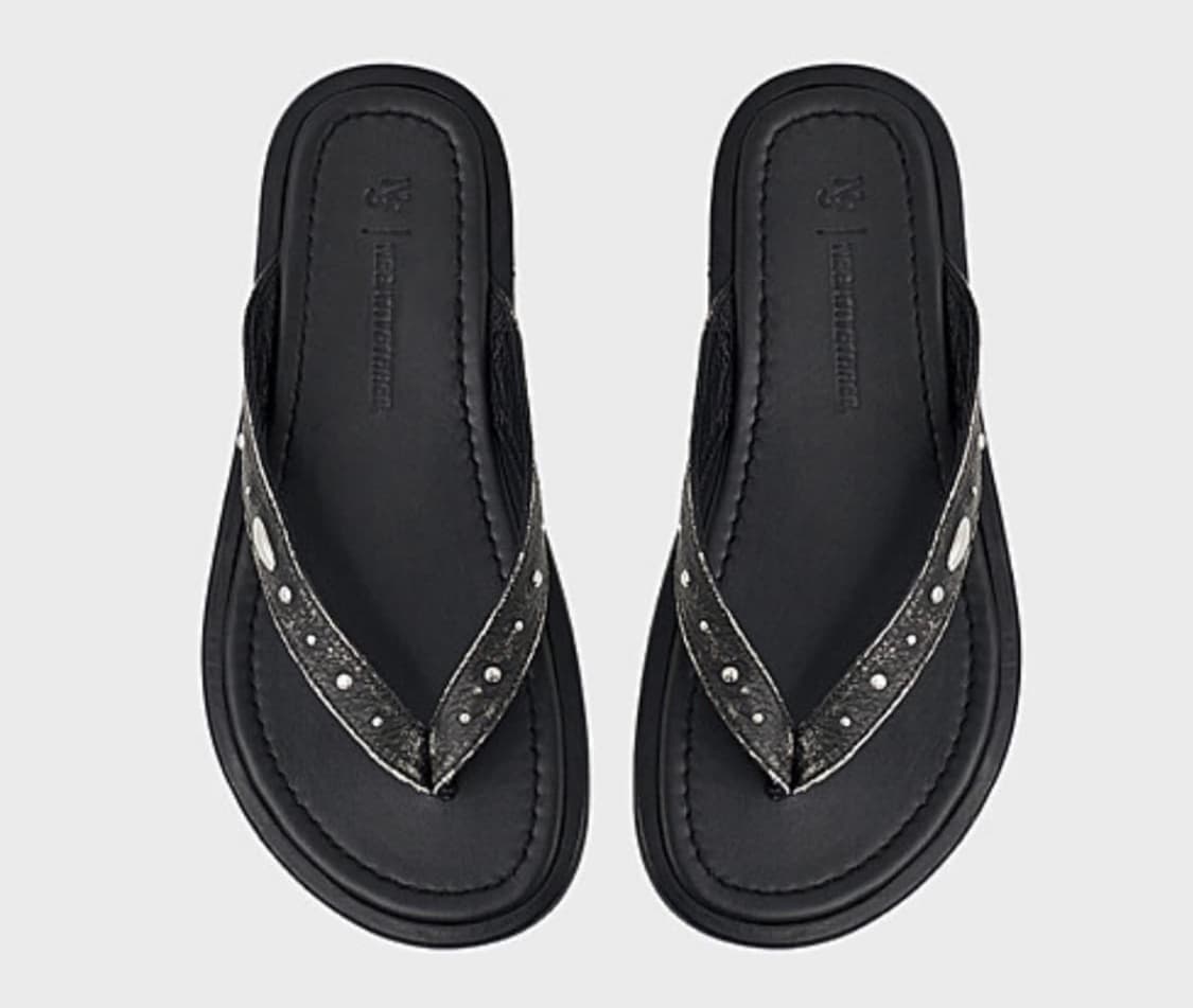 Stud cowskin flip flops(black bei/2size) 상품이미지1