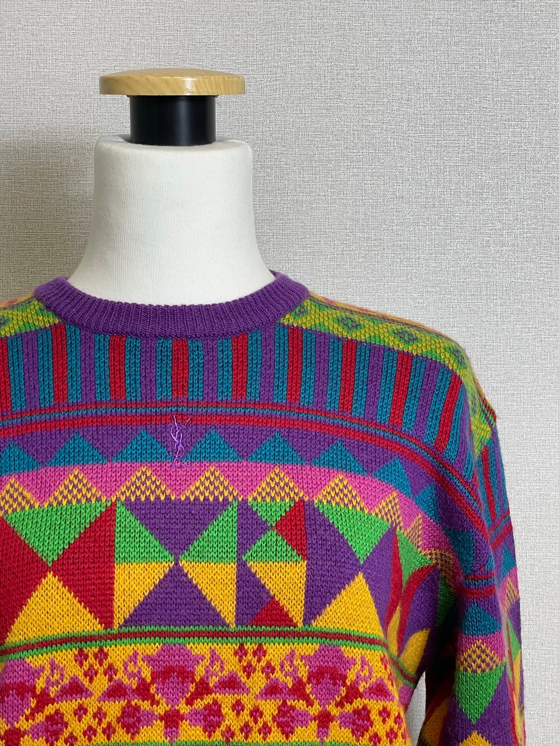 📍입생로랑 스웻 상품이미지3