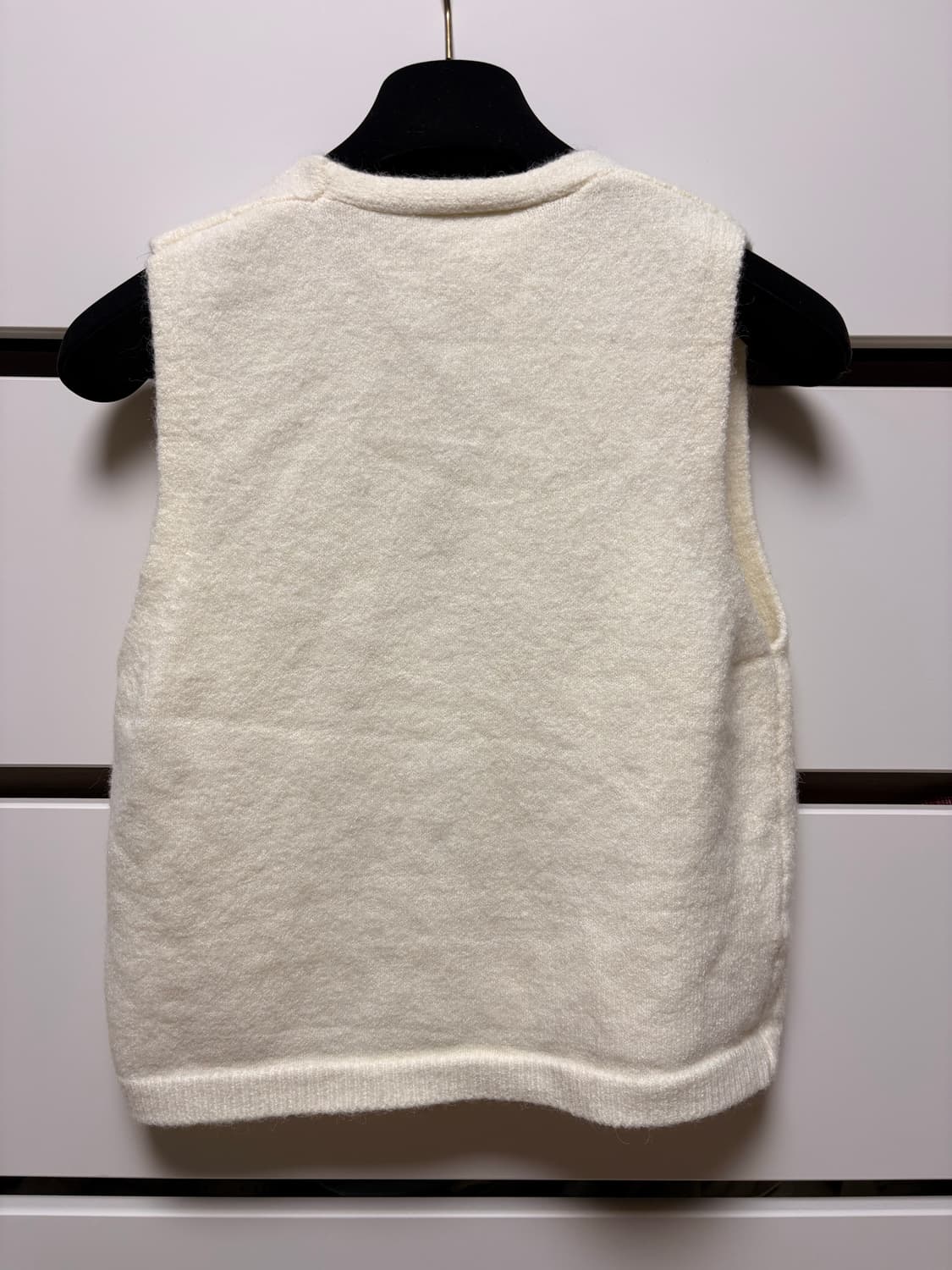 아이보리 꽃자수 니트 조끼 상품이미지3