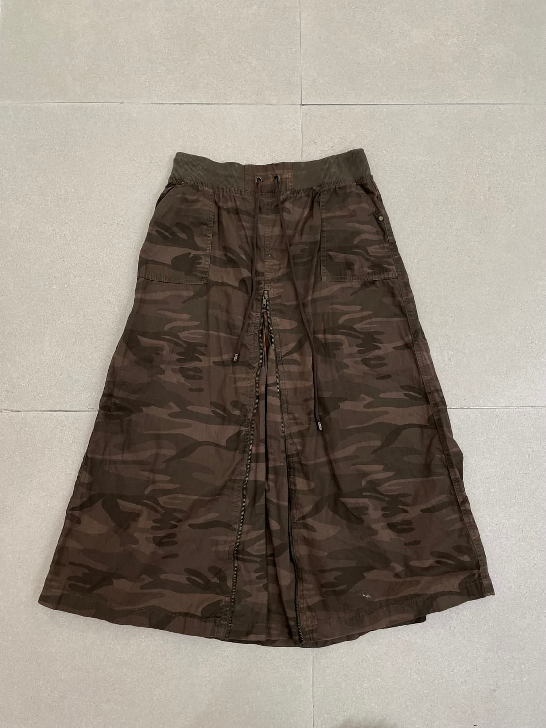 카모 지퍼 롱스커트 상품이미지1