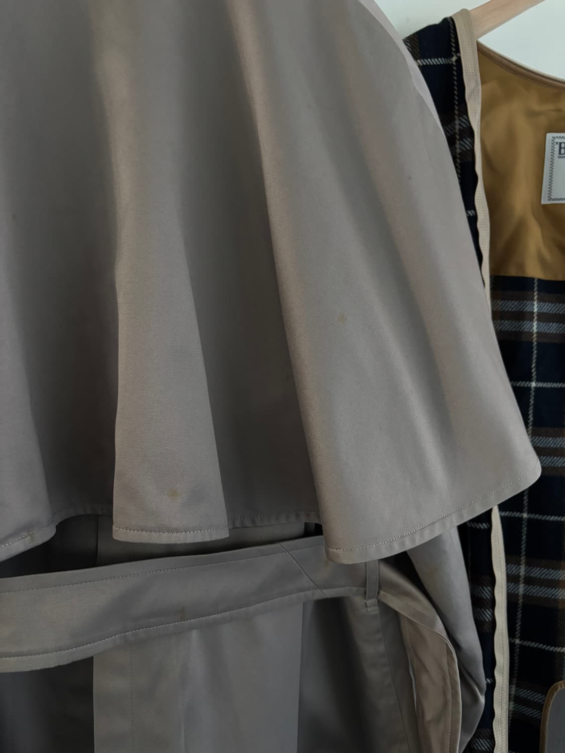 Burberry 버버리 퍼플베이지 케이프 코트 상품이미지10