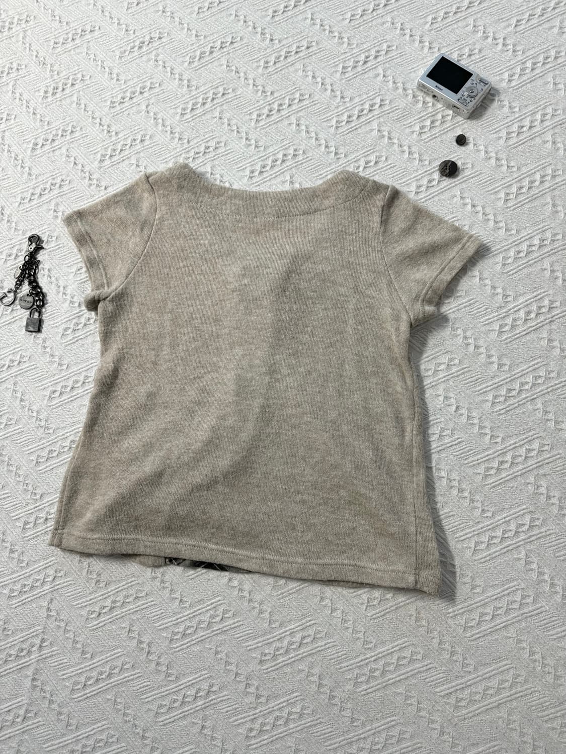 레이어드 언발 버튼 니트 탑 상품이미지10