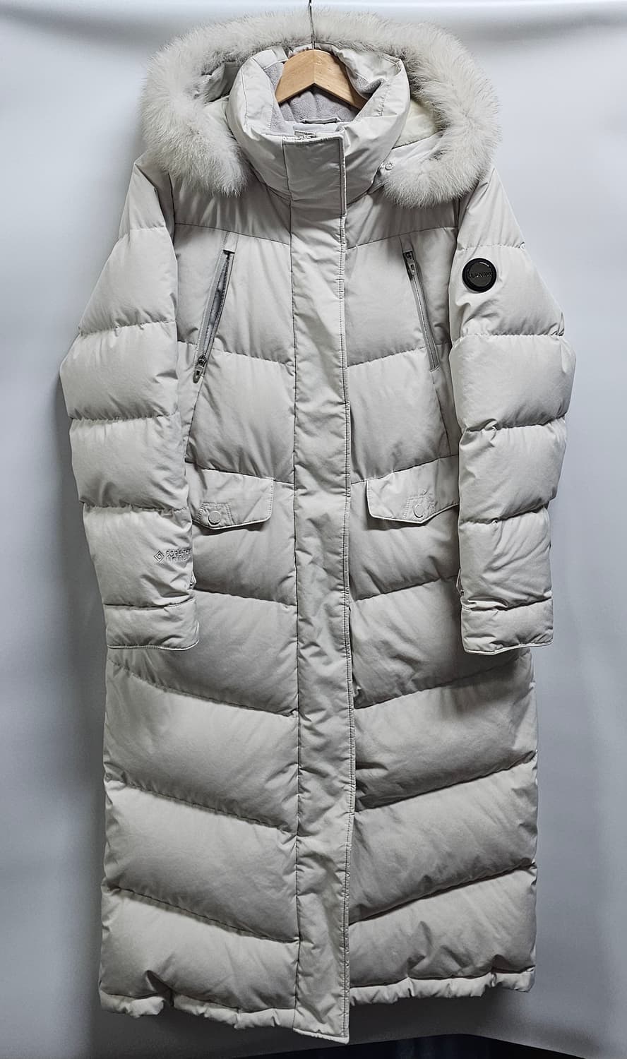 블랙야크 여성 고어텍스 구스롱패딩 95 상품이미지1