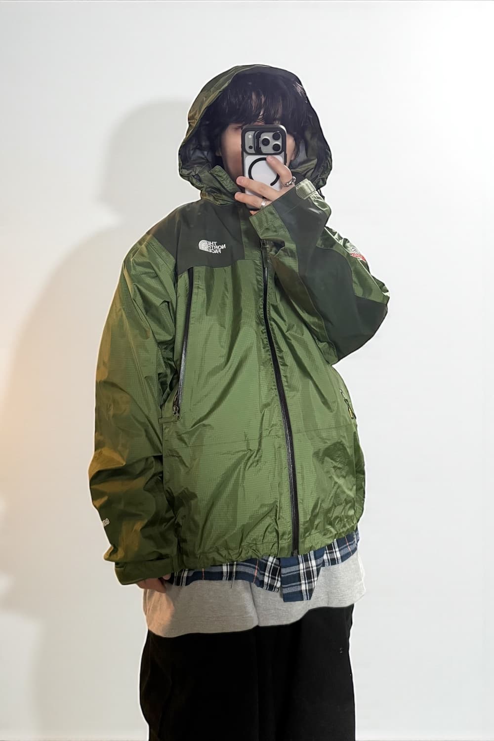 노스페이스 XCR 고어텍스 바람막이 카키 그린 상품이미지2