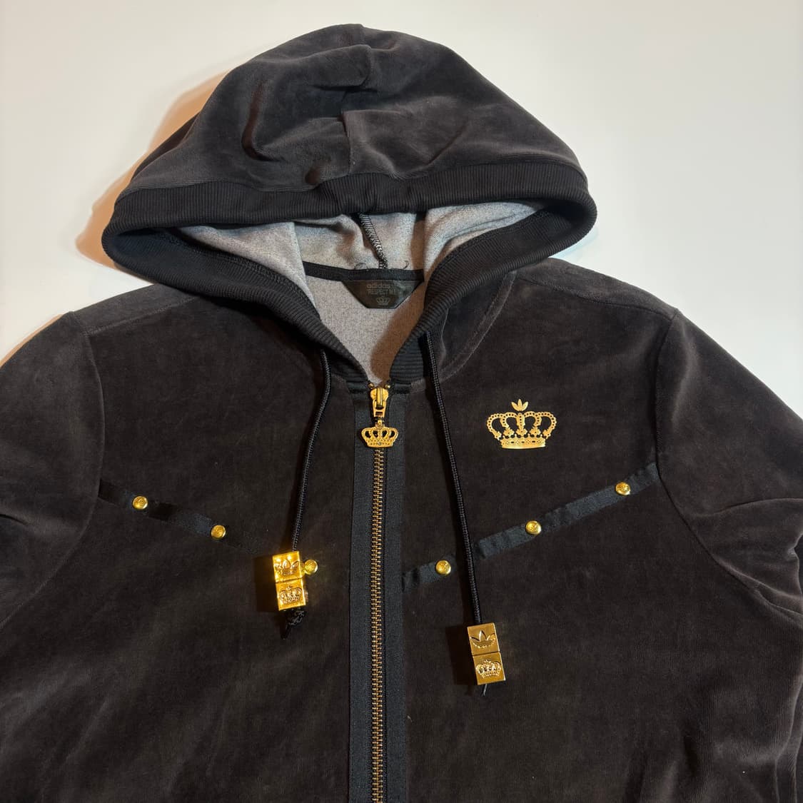 아디다스 벨벳 크라운 로고 집업 후드 자켓 상품이미지2