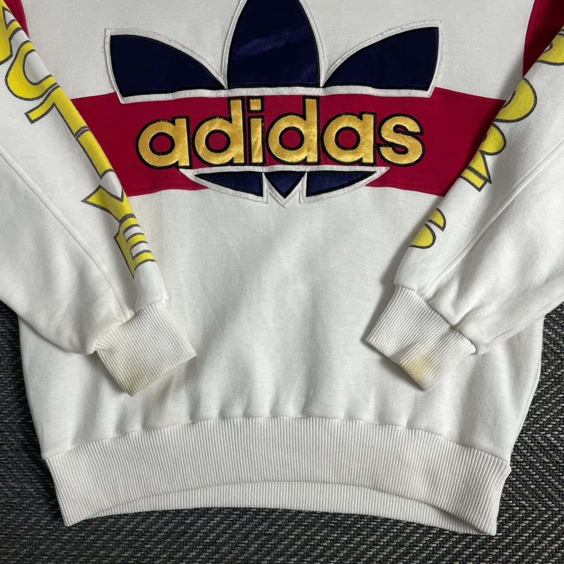 90s 아디다스 빅로고 레트로 박시핏 스웻 셔츠y 3542 상품이미지3