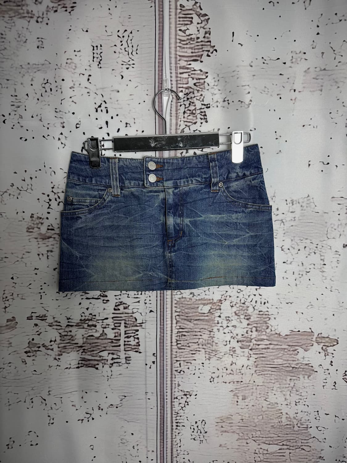 Lettering Detail Two-Button Skirt 상품이미지3