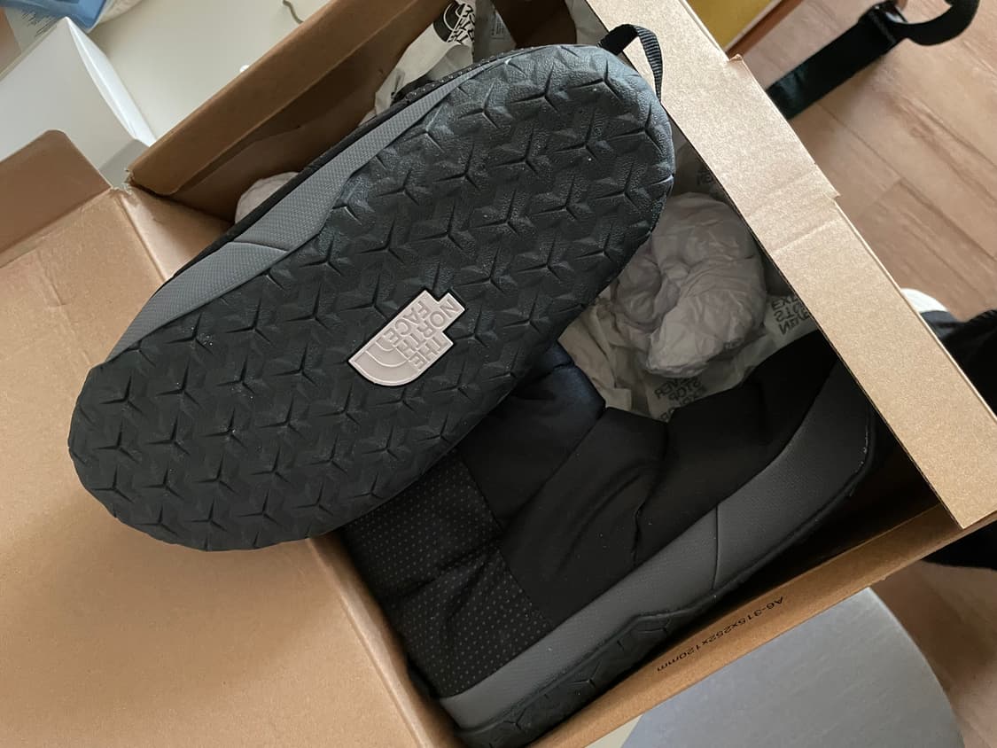 노스페이스 패딩부츠 눕시 240 사이즈 상품이미지4