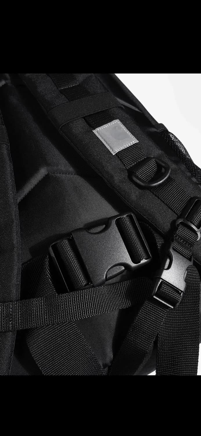 (새상품)칼하트 리플렉티브 킥플립 백팩 블랙 남여공용 상품이미지4