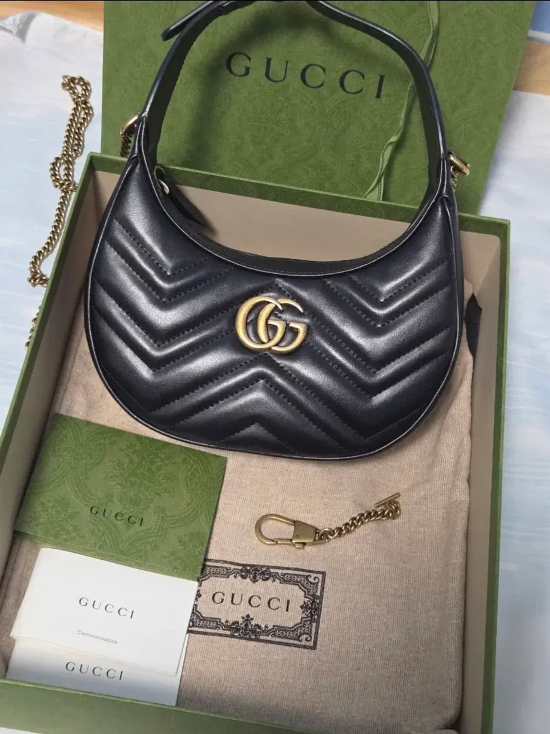 구찌 GG 마몽 하프문 미니 숄더백 블랙 상품이미지2