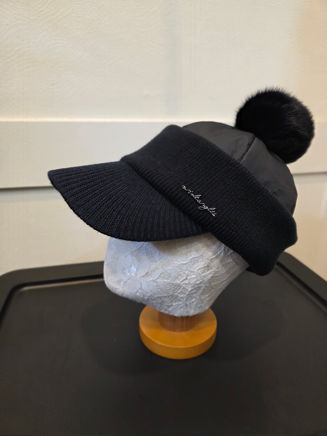 와이드앵글 패딩믹스 폼폼 캡 모자 상품이미지1