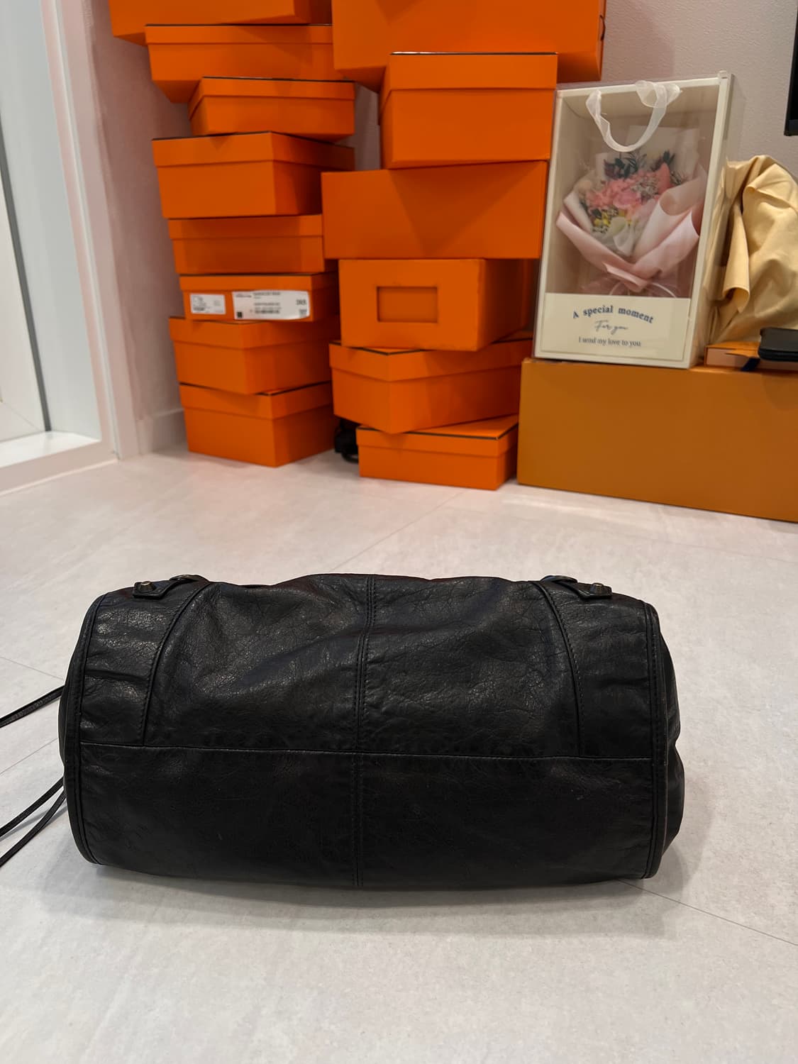 발렌시아가 시티 모터백 상품이미지3