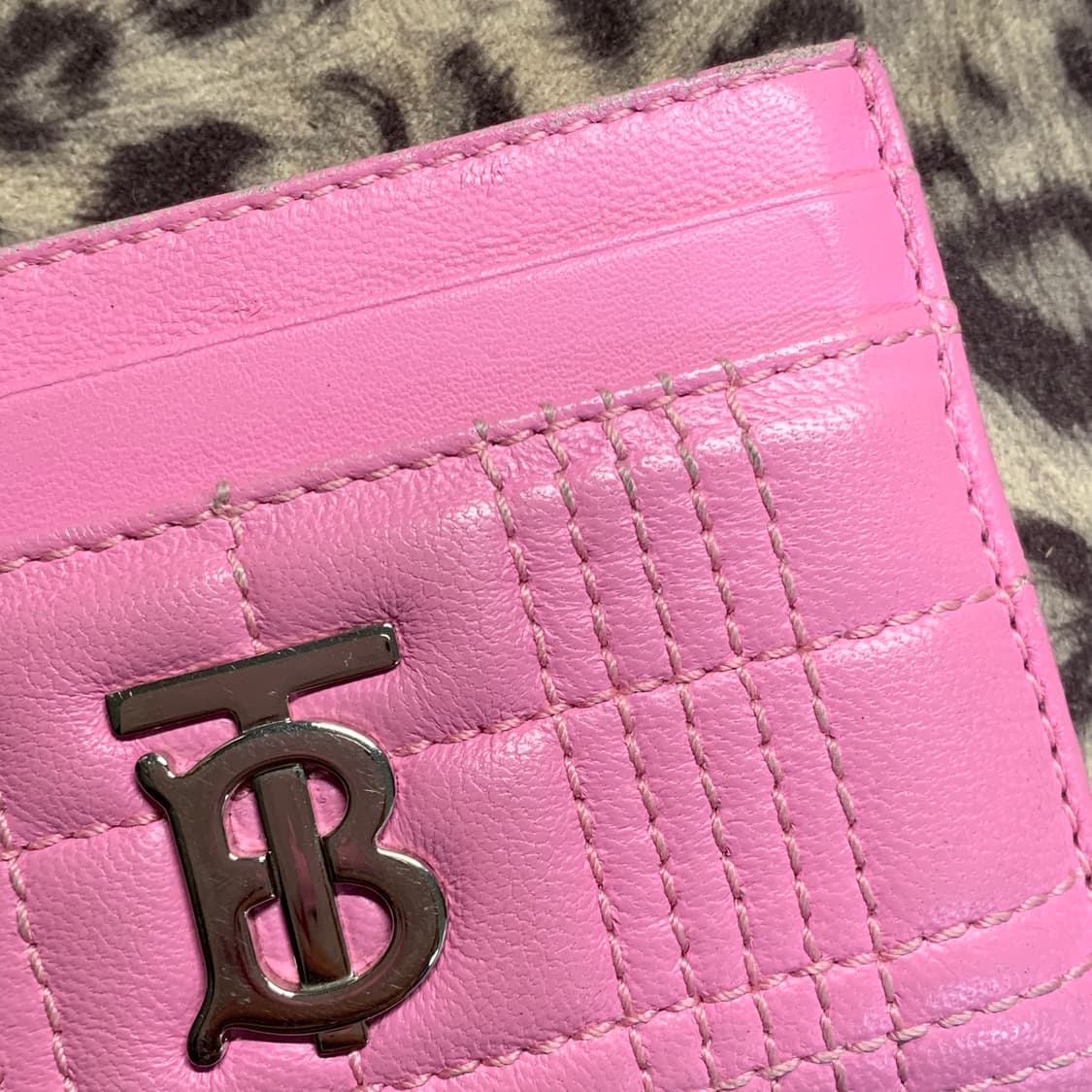 버버리 롤라 램스킨 퀼팅 카드지갑 핑크 상품이미지3