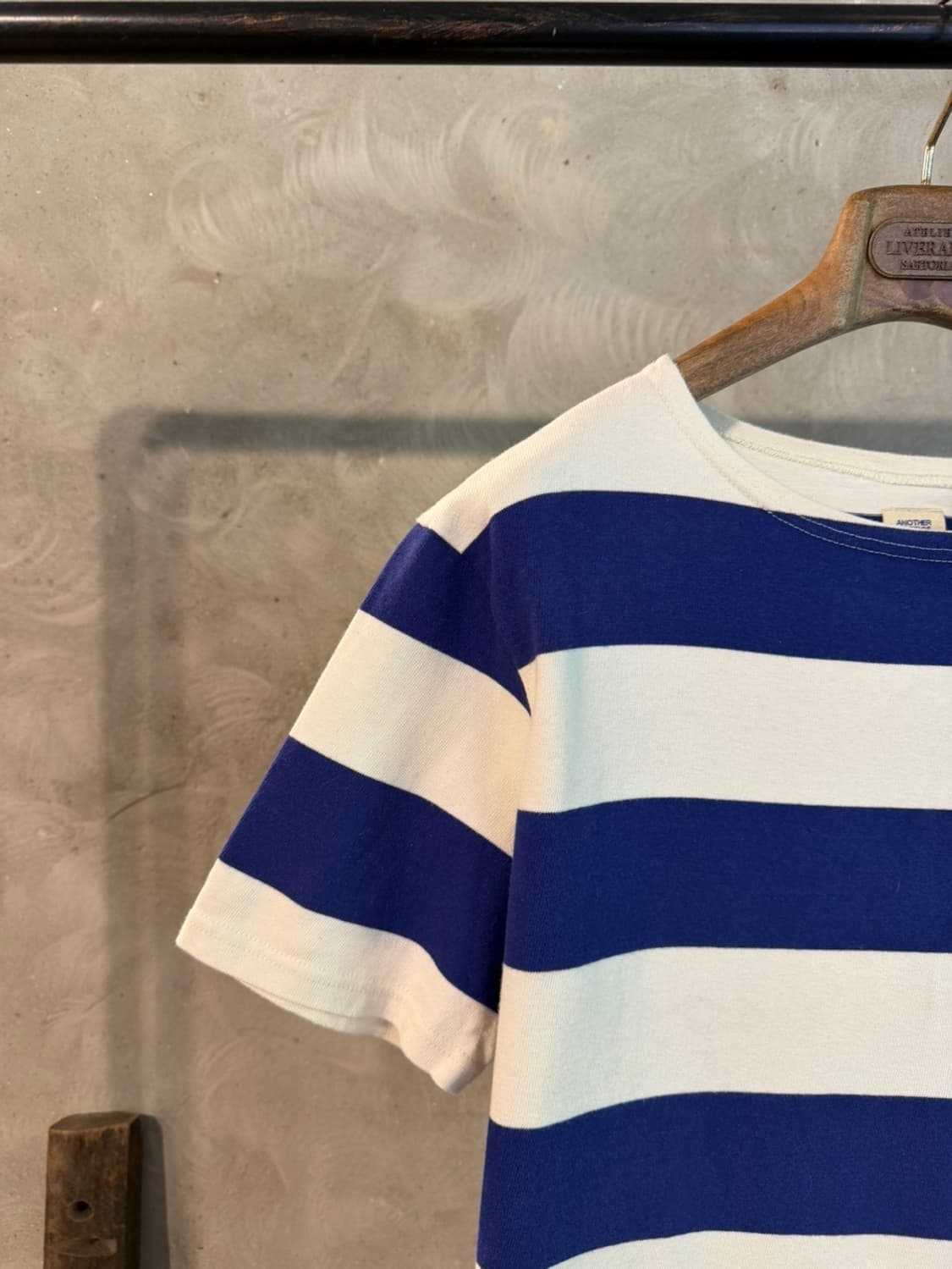 어나더오피스 스트라이프 티셔츠 100 상품이미지3