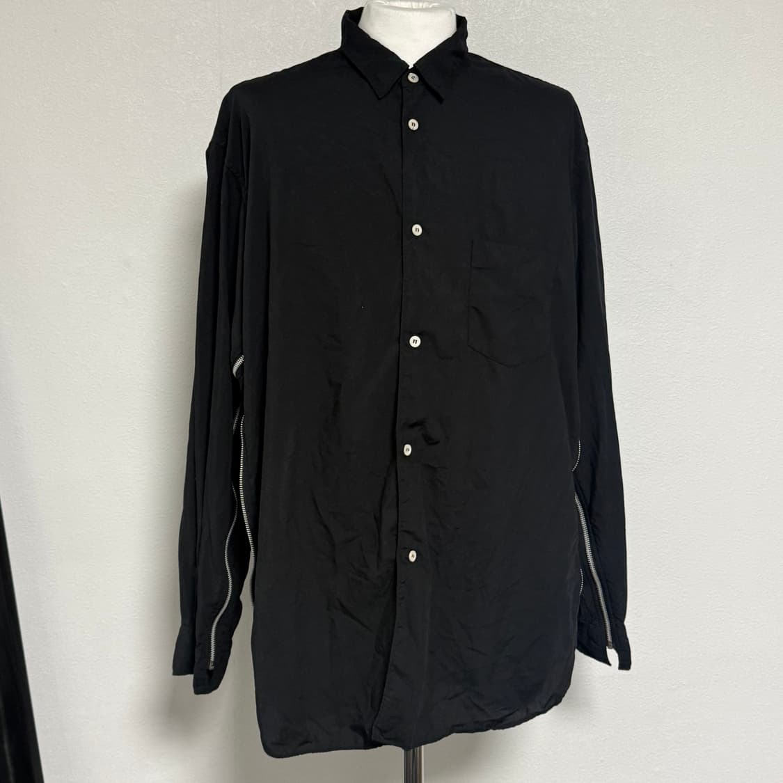23aw 꼼데가르송 셔츠 사이드 지퍼 셔츠 xl 상품이미지1