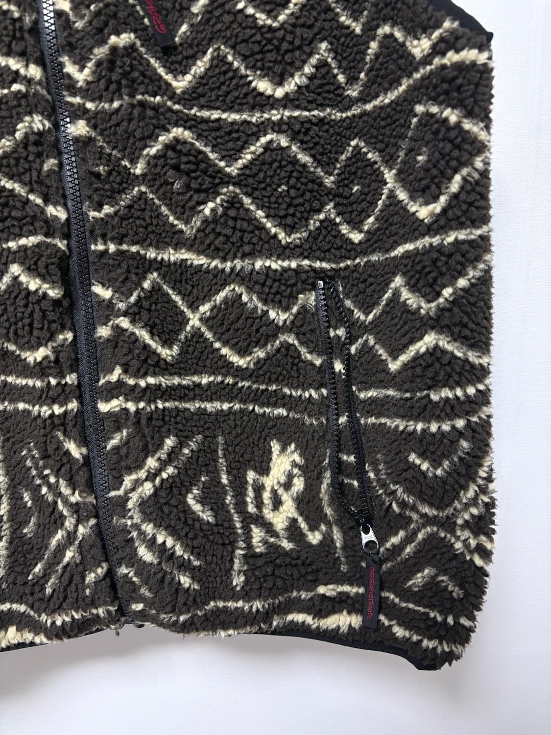 디스이즈네버댓 X 그라미치 콜라보 조끼 M 상품이미지5