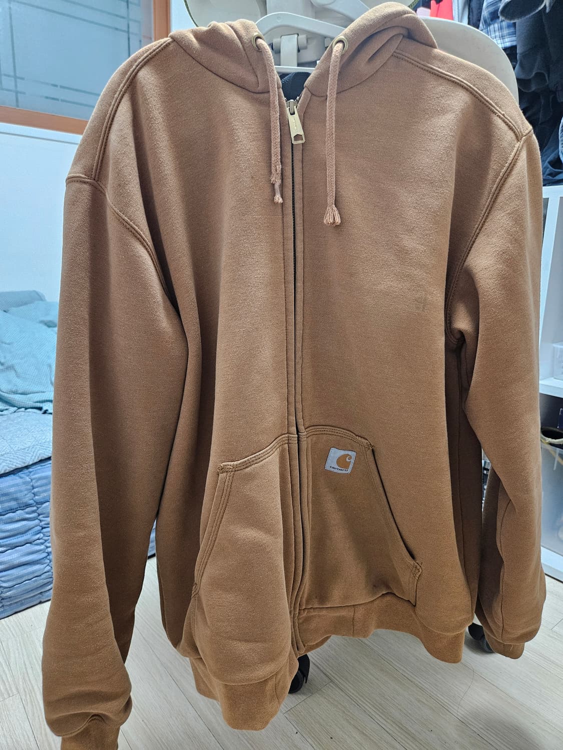 칸예 칼하트 후드집업 상품이미지1