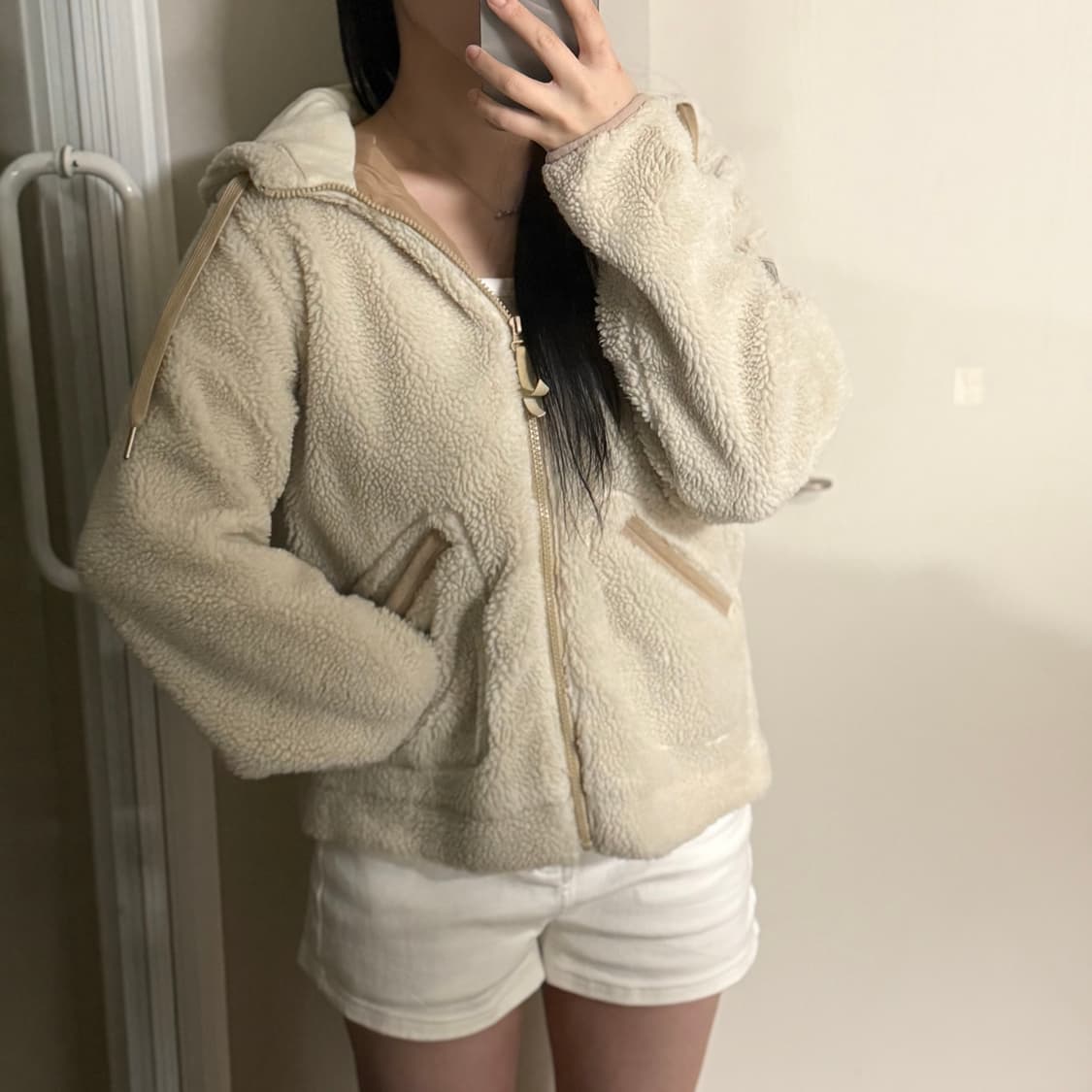 에디바우어 양털 후드집업 상품이미지1