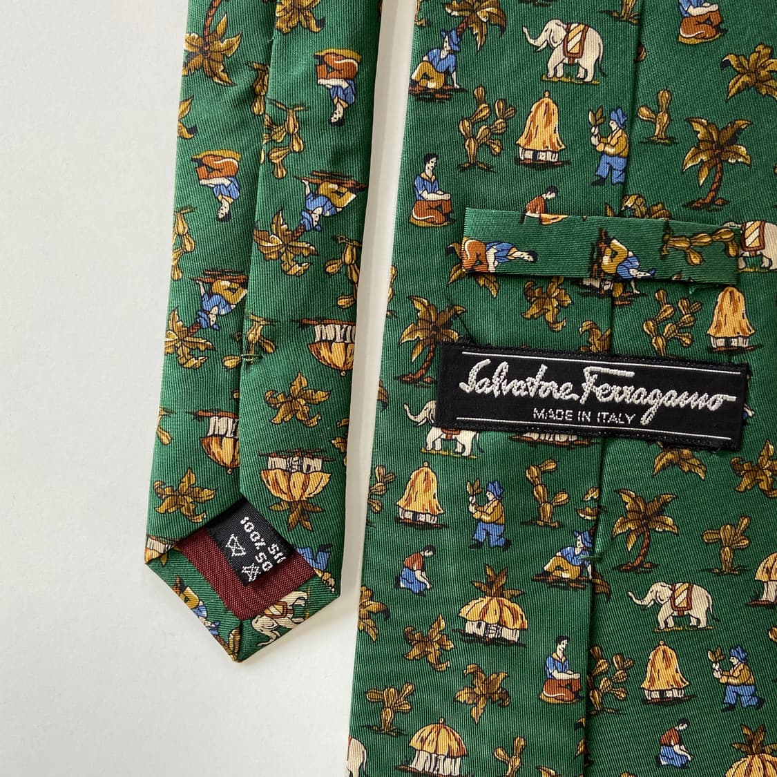 페레가모(Ferragamo) 명품 정품 넥타이 상품이미지5