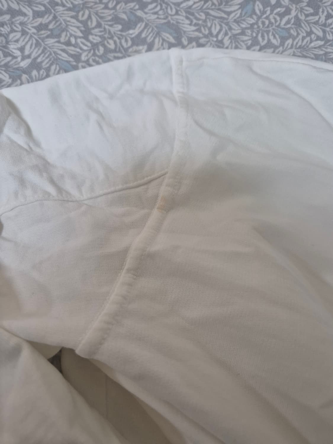 씨피컴퍼니 맨투맨 L 팝니다  상품이미지5