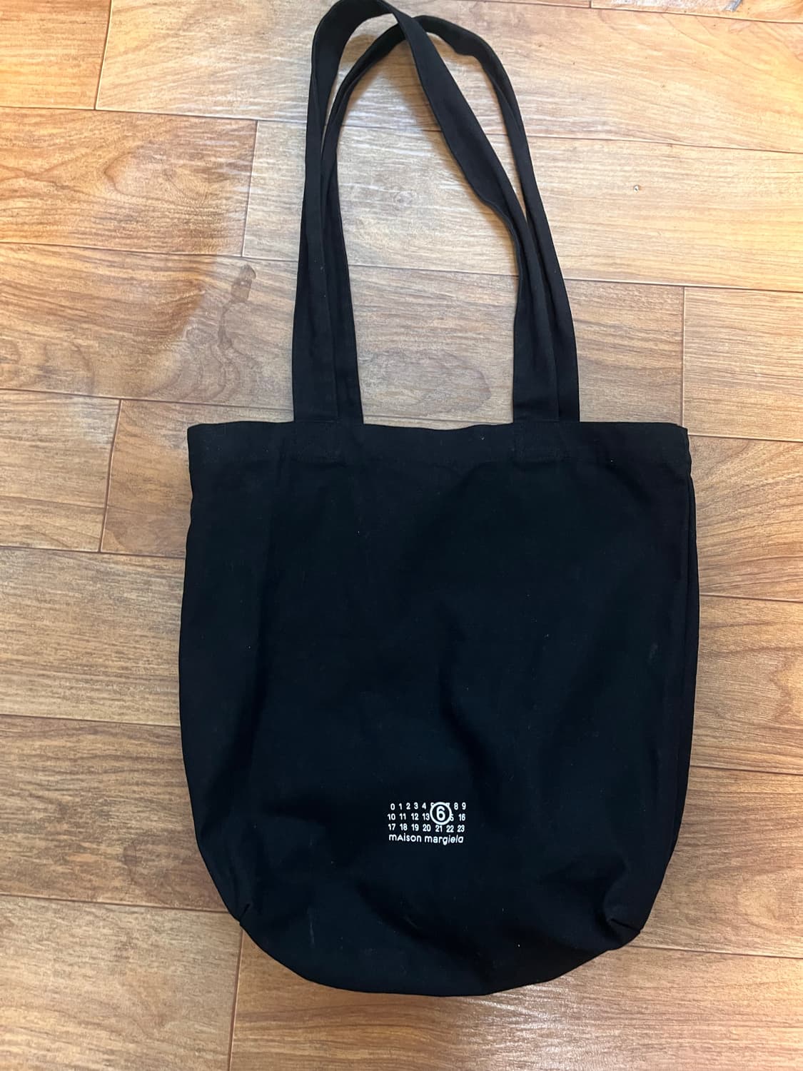 메종 마르지엘라 블랙 토트백 상품이미지1