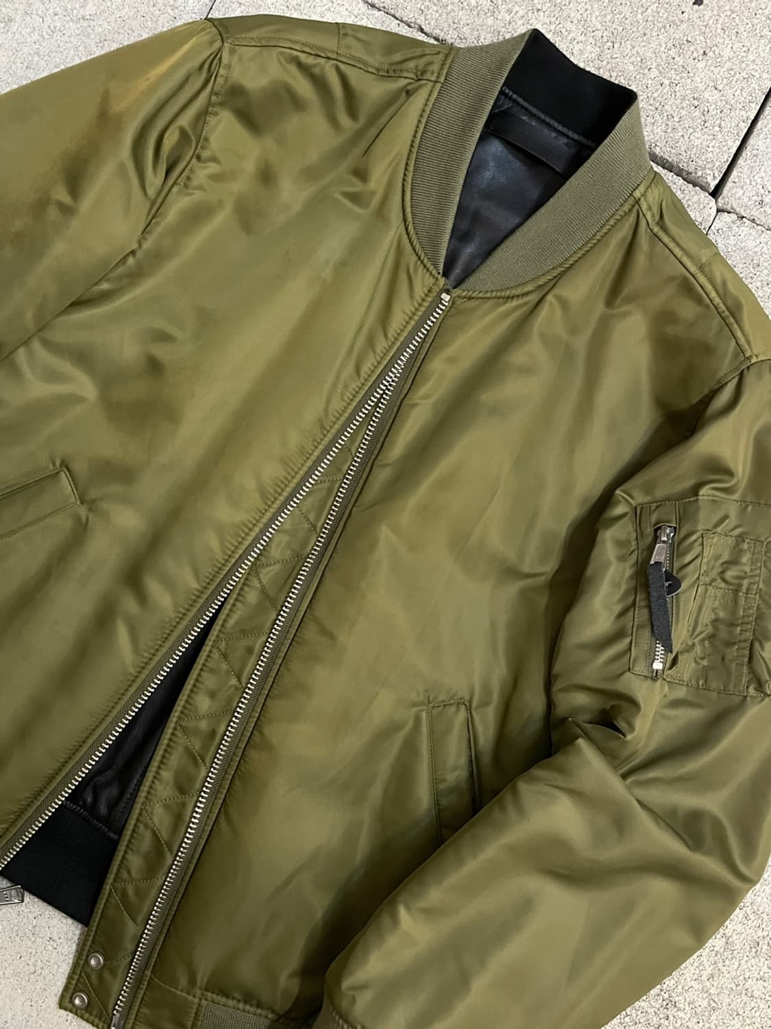 프론트로우 x 인스턴트펑크 리버시블 Ma-1 가죽 자켓 상품이미지8