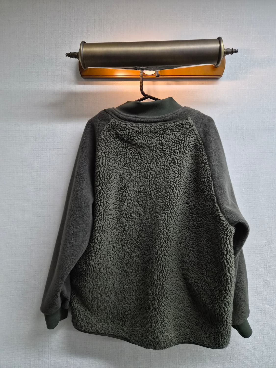 M) 유니클로 화이트 마운티니어링 후리스 점퍼 팝니다 상품이미지2