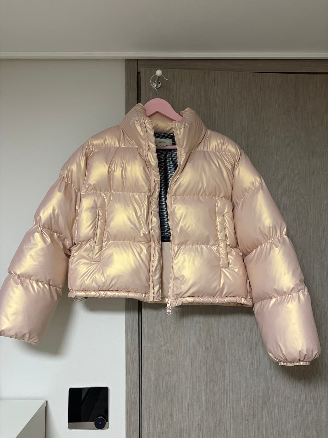 라퍼지포우먼 핑크 글로시패딩 상품이미지2