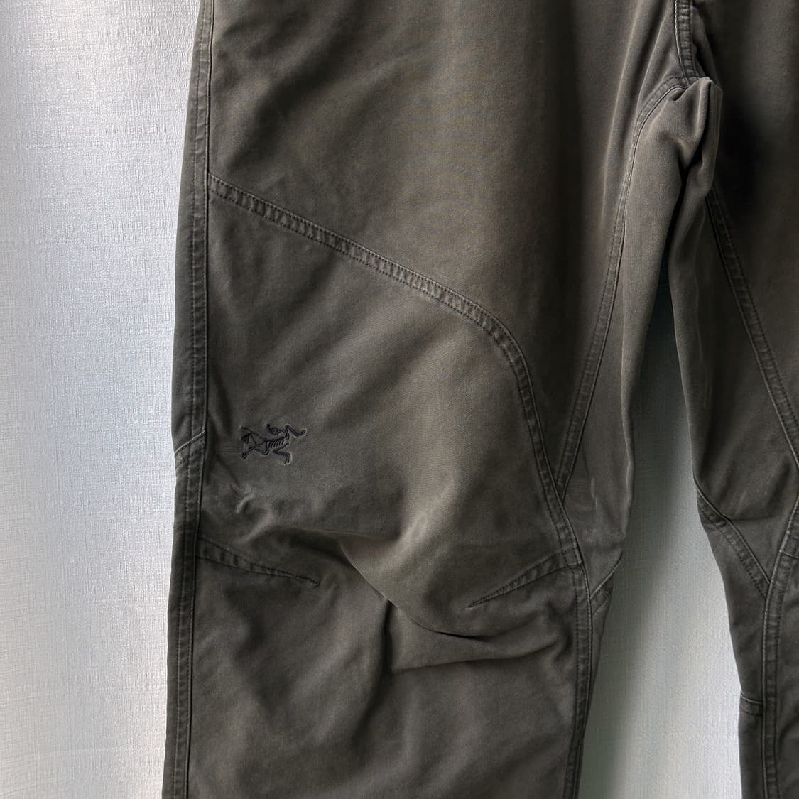 아크테릭스 크로닌 팬츠 Peat 36-32 상품이미지4