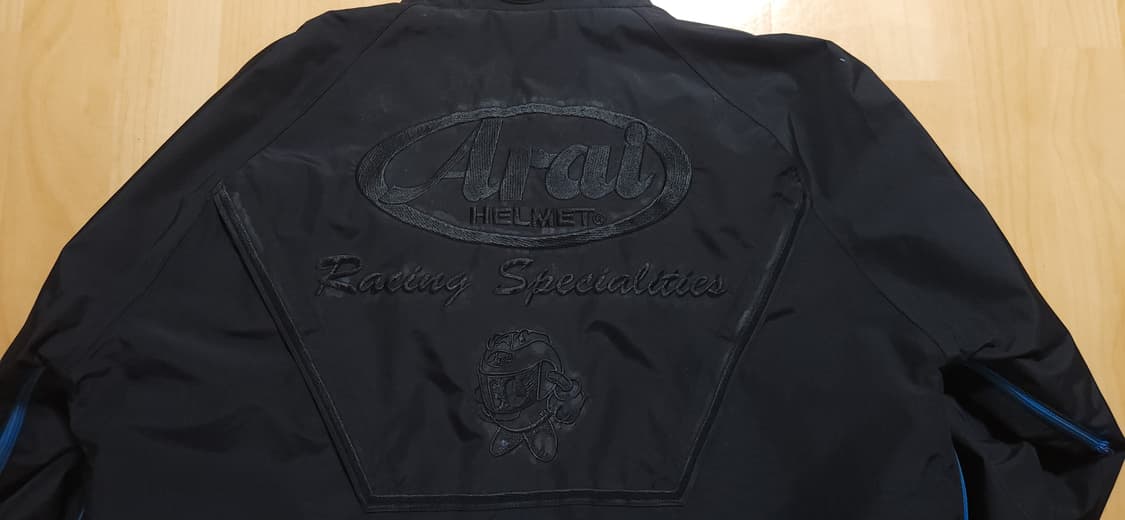 아라이 바람막이 상품이미지1