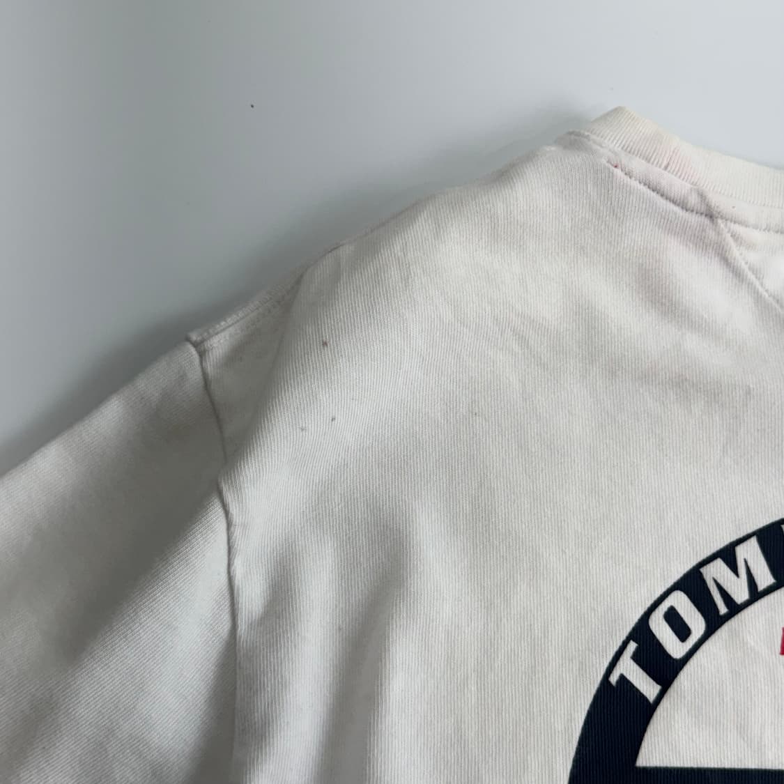 Tommy Hilfiger 타미힐피거 스몰 로고 화이트 반팔  상품이미지8