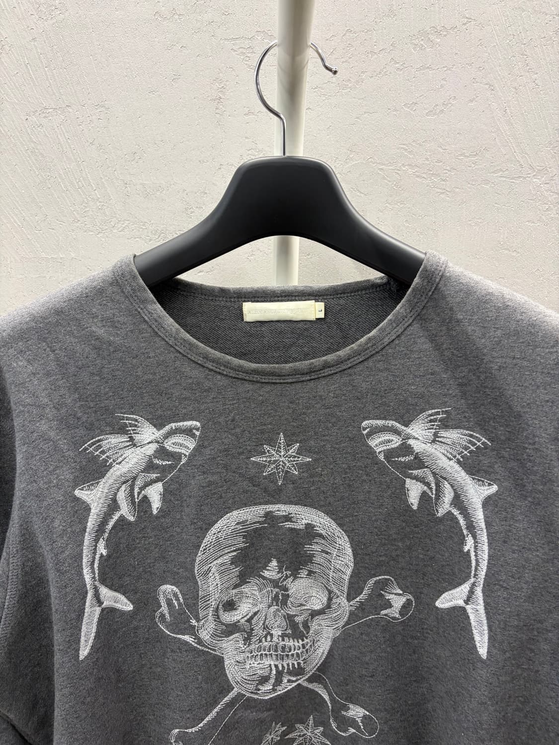 Alexander McQueen 해골 프린팅 맨투맨 티셔츠 회색 L 상품이미지3