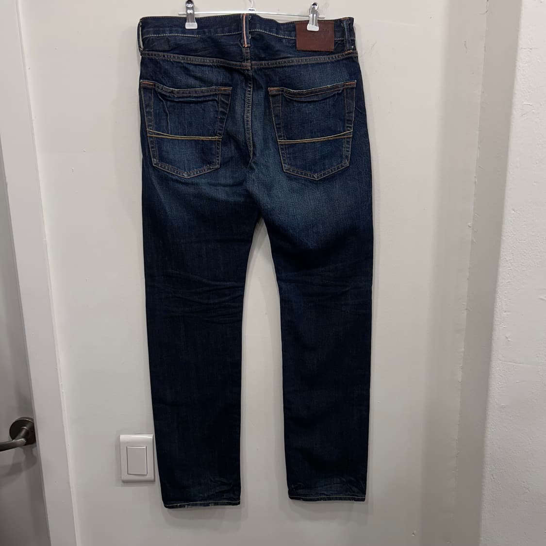 아베크롬비 앤 피치 레귤러핏 버튼플라이 데님팬츠 상품이미지6