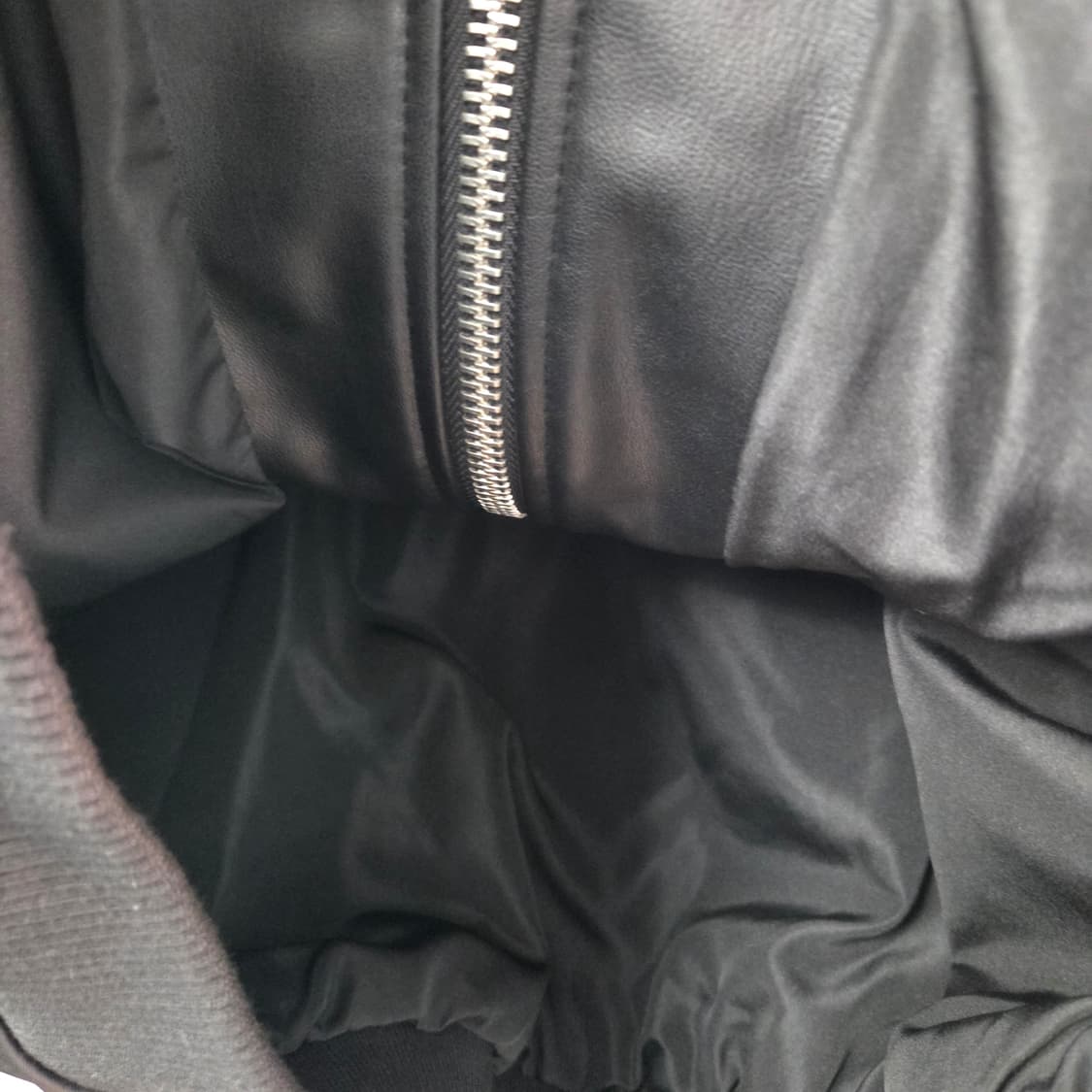 남 77 자라 A급 에코 레더 봄버 블루종 가죽 자켓 상품이미지6