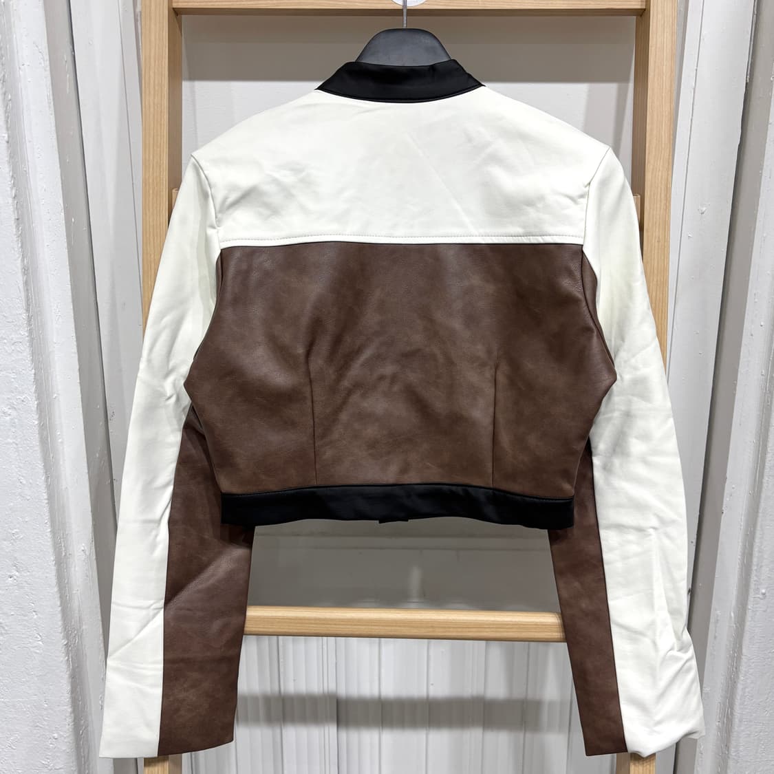[새상품] 크롭 레더 가죽 자켓 2디자인 상품이미지8