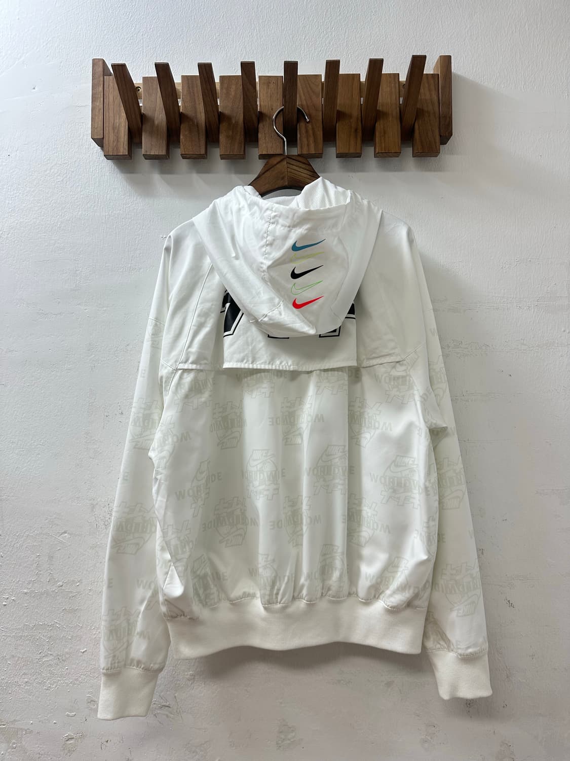 Jpn Nike 한정판 나이키 월드와이드 화이트 후드 바람막이 집업 상품이미지6