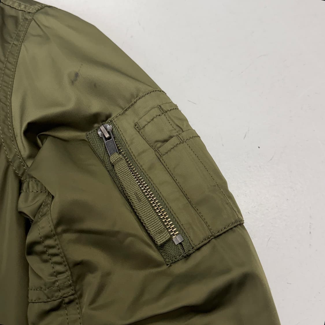 갭 ma-1 항공 점퍼 자켓 카키 상품이미지4