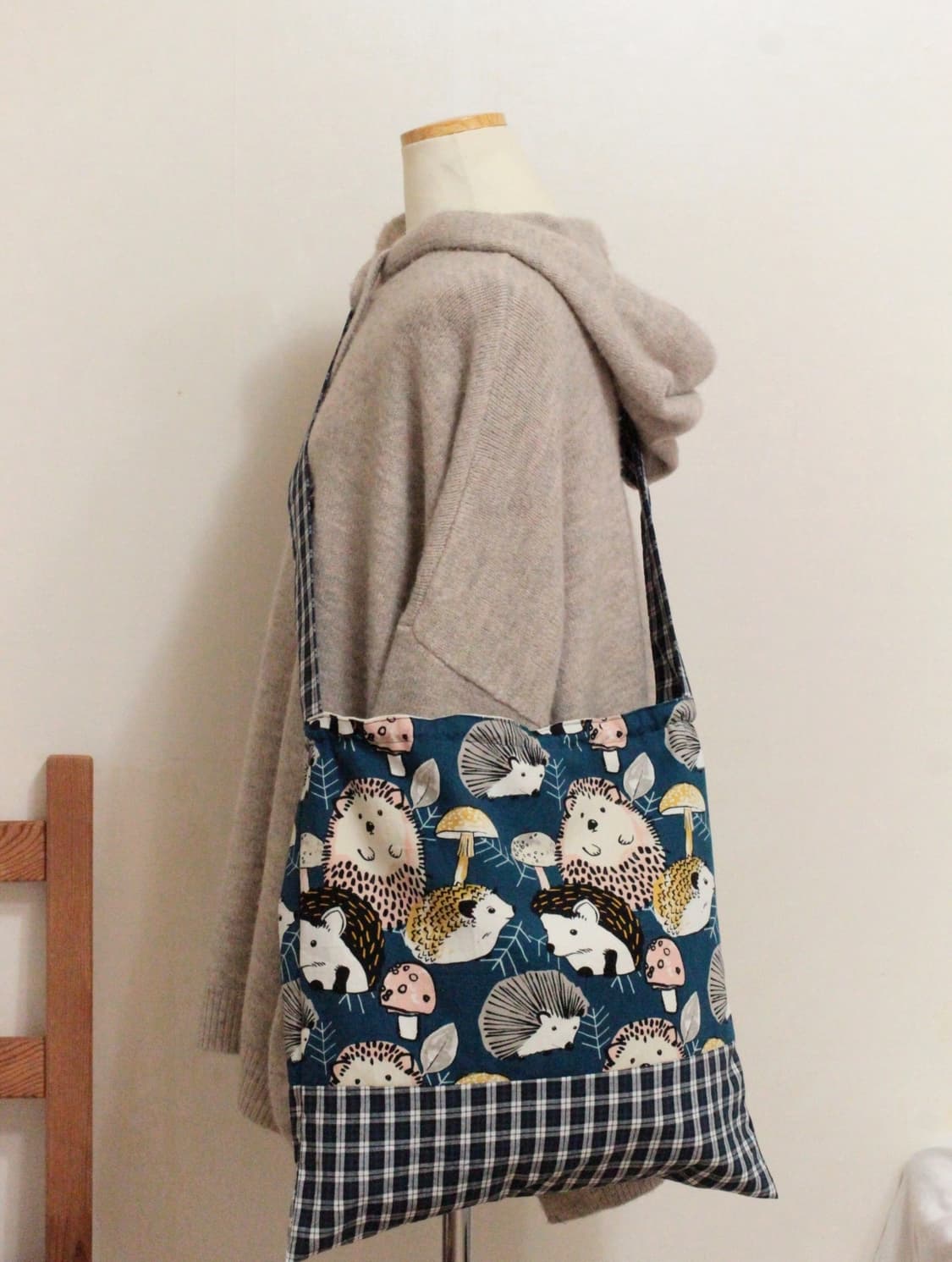 핸드메이드 고슴도치 밴딩 크로스백 상품이미지9