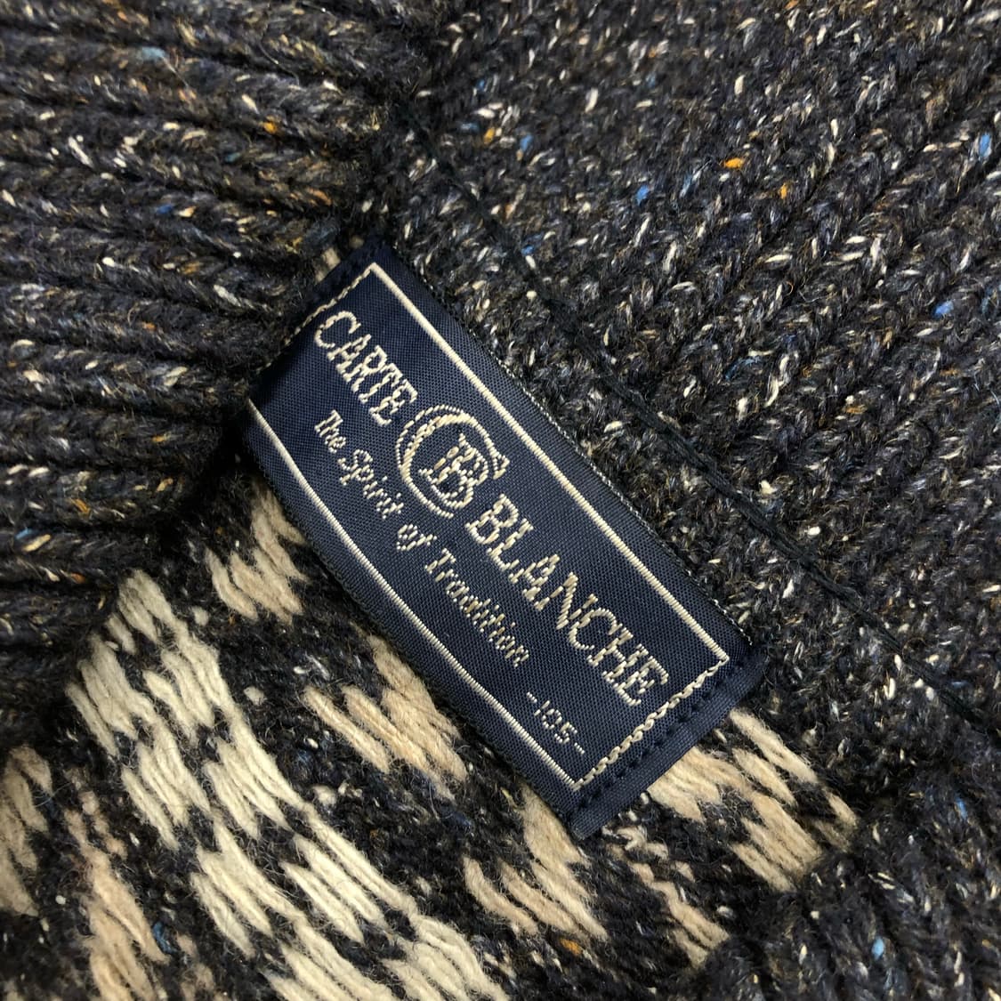 까르뜨블랑슈 울 패턴 카라 니트 스웨터 상품이미지7