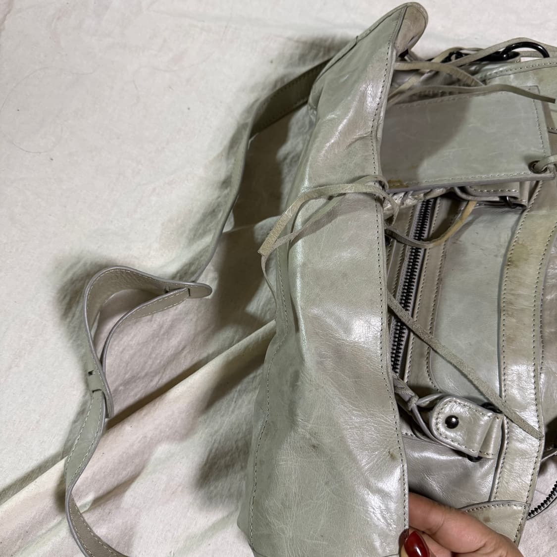 발렌시아가 모터백  상품이미지5