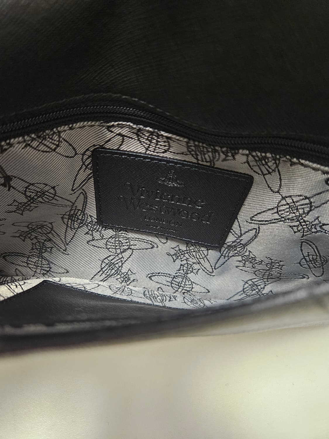 비비안웨스트우드 클러치 가방 파우치 정품 상품이미지3