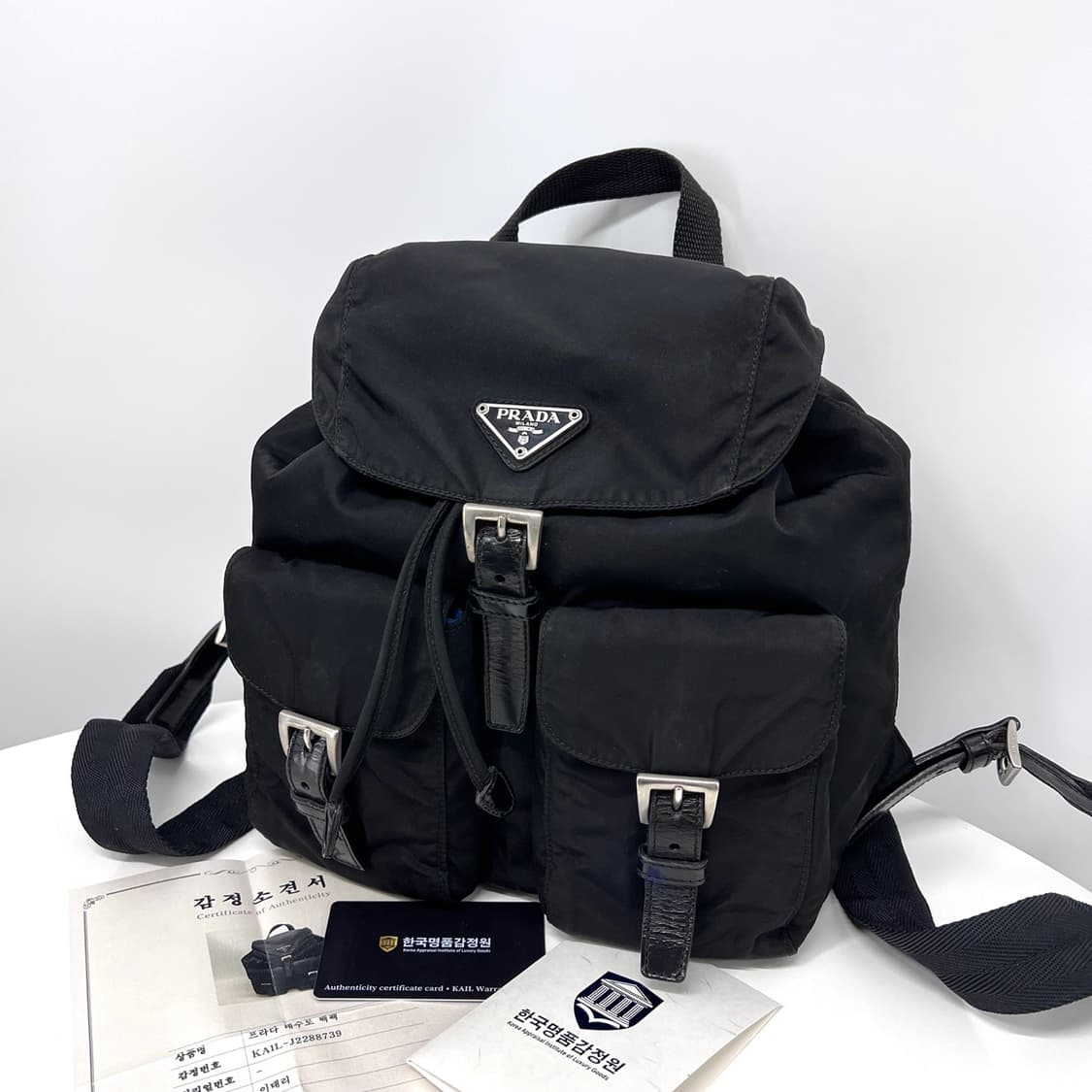 [감정완료] 프라다 삼각로고 나일론 백팩 스몰 블랙 상품이미지3