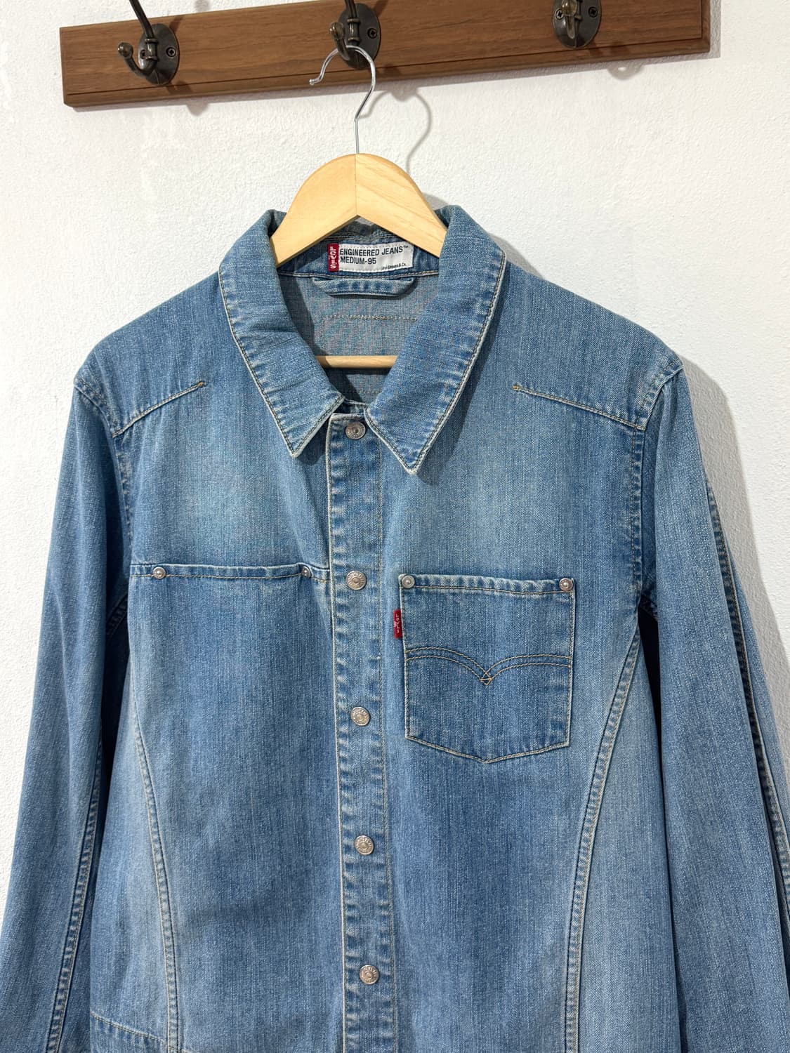 리바이스 엔지니어드 데님 청자켓 상품이미지2