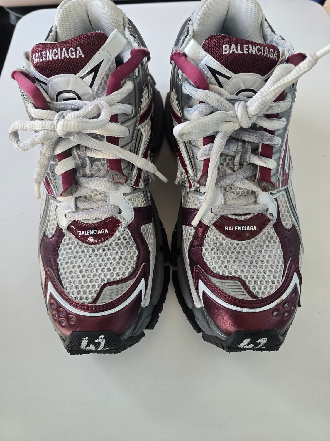 발렌시아가 러너스니커즈 버건디(42) 상품이미지2