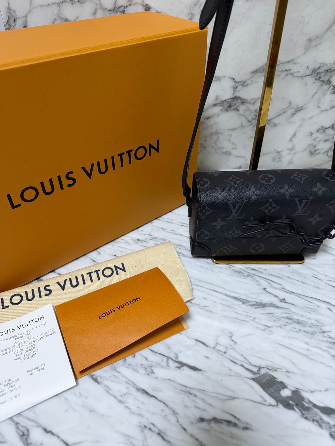 루이비통 이클립스 스티머 웨어러블 월릿 크로스백 상품이미지8