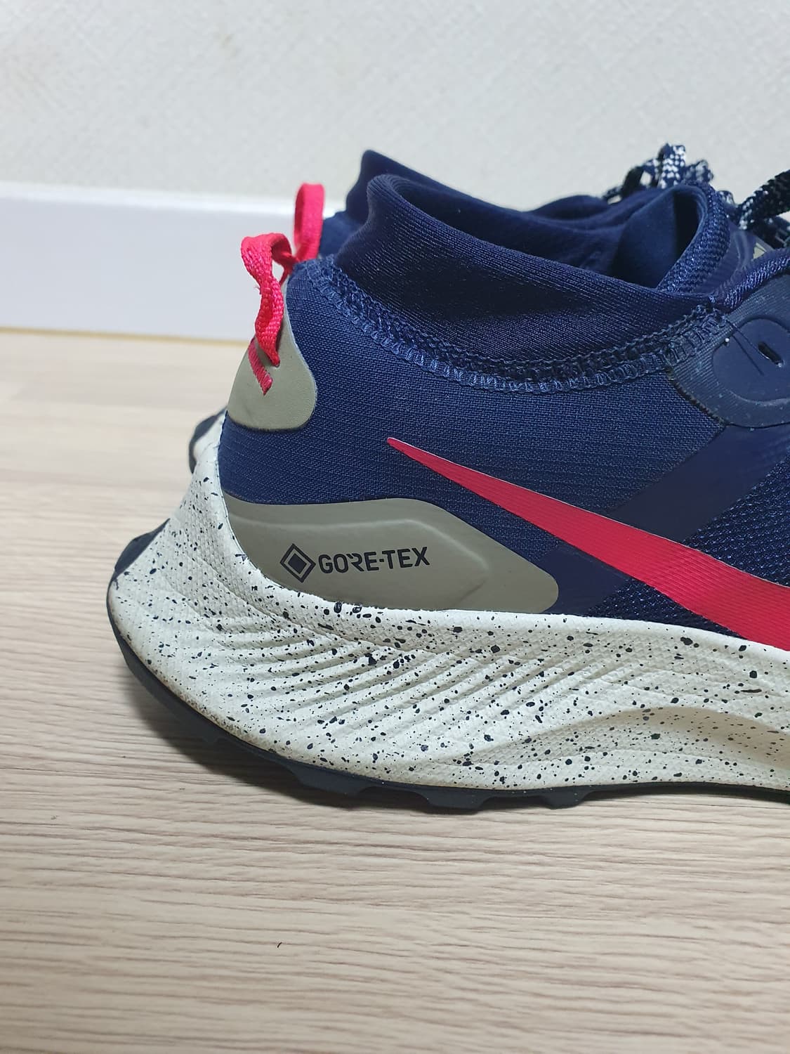 나이키 페가수스 트레일 3 고어텍스 트레킹화 270 상품이미지2