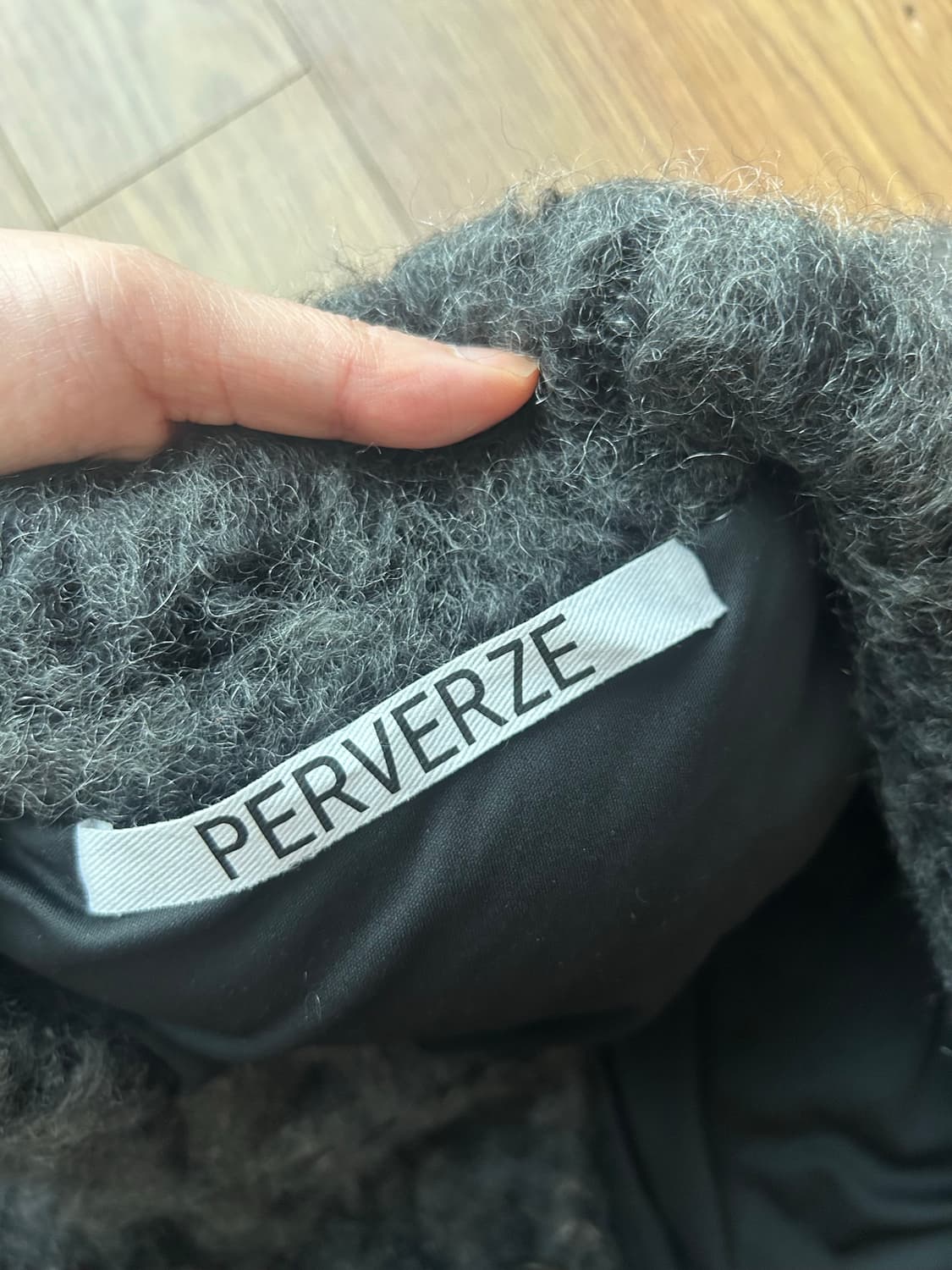 💕에크루💕퍼벌즈PERVERZE 모헤어 롱가디건 상품이미지5