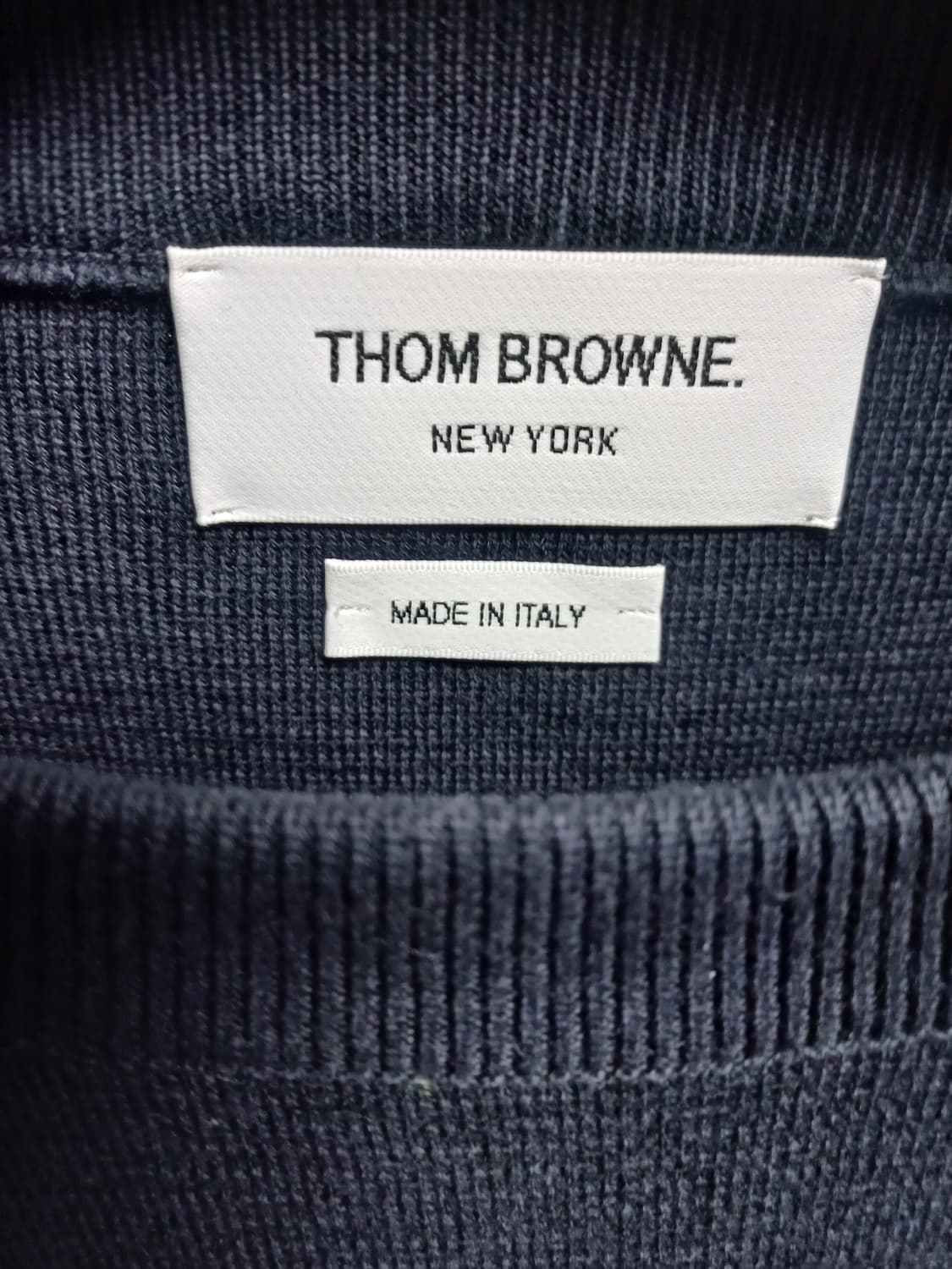 [4 택,비닐포함]톰브라운 금장 니트 상품이미지7