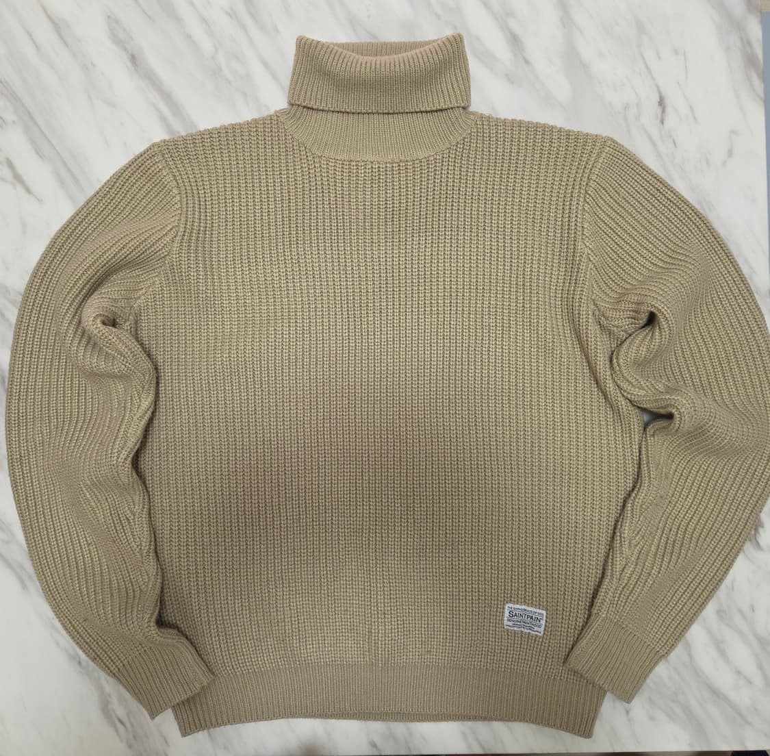 세인트페인 베이지 터틀넥 니트 상품이미지1