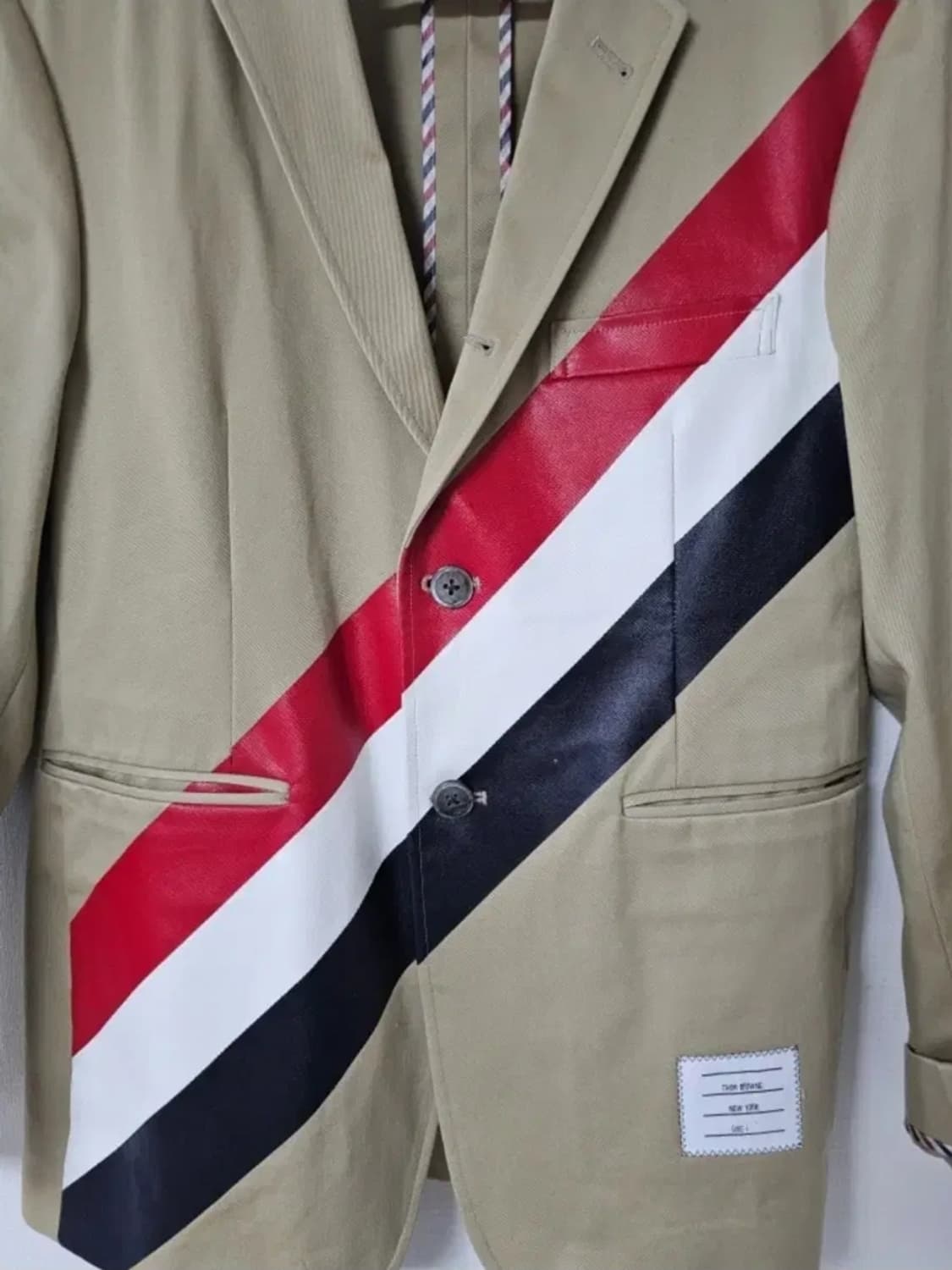 톰브라운 정품 트라이콧 사선 삼선 쟈켓(1사이즈/95~100) 상품이미지2